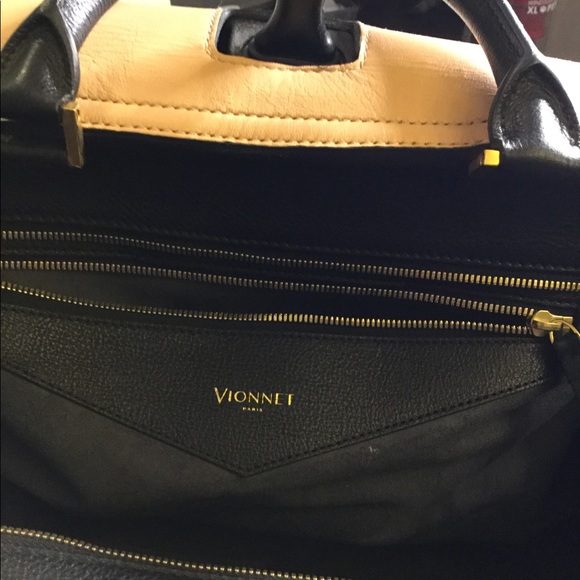 Vionnet Luggage - Picture 6 of 8